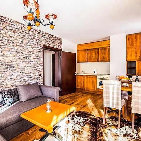 شقة Luxurious Amidst Majestic Mountains